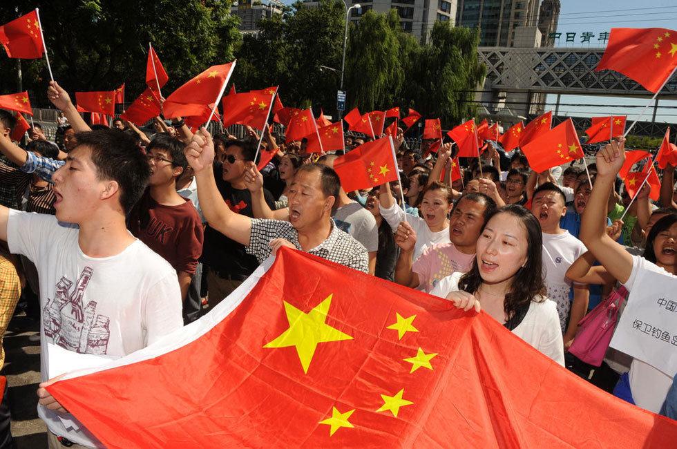 尺度这么大,台词这么露骨,女主还是女神,这剧能过审也是奇了